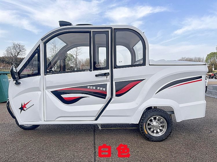 Small pickup fully enclosed electric tricycle, home cargo pickup and delivery student express electric pickup truck - Image 4